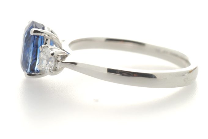 Sapphire and Diamond Three Stone Ring - Image 3