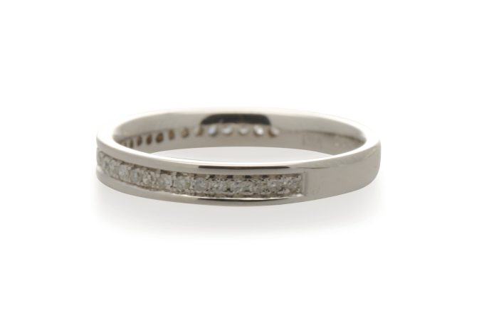18 Carat White Gold Diamond Eternity Ring - Image 2