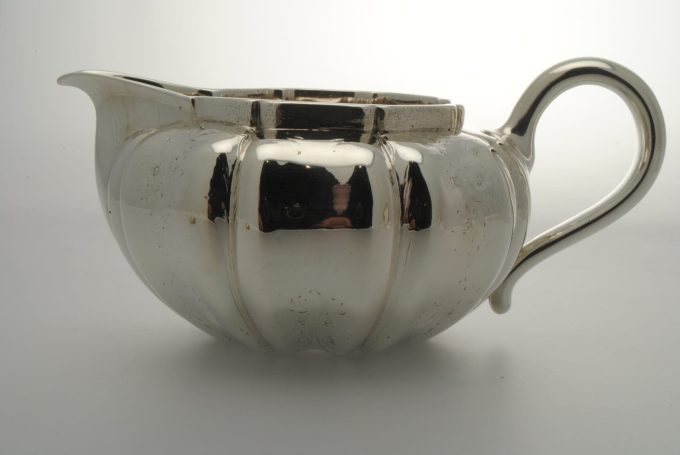 Victorian Silver Milk Jug and Sugar Bowl 1841 - Image 7