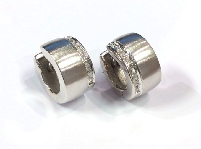 18 Carat White Gold Diamond Huggie Earrings - Image 3