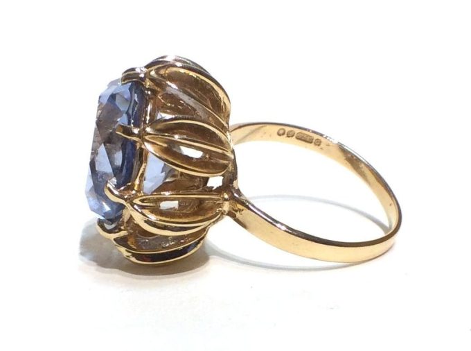 Vintage Gold Dress Ring - Image 3