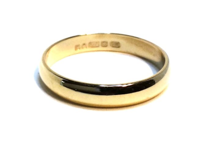 9ct Yellow Gold Ladies 3mm Band - Image 2
