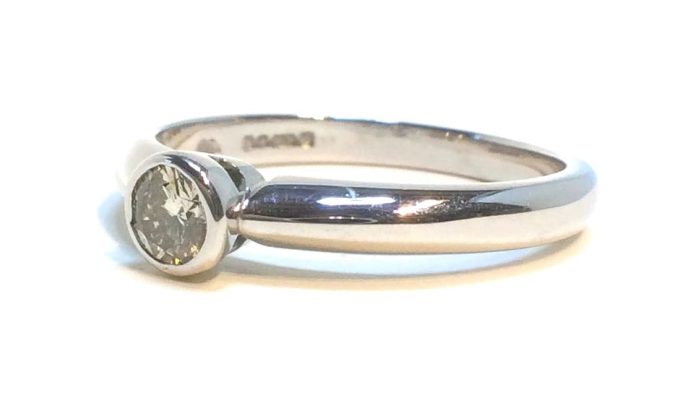 Platinum Diamond Solitaire Ring - Image 2