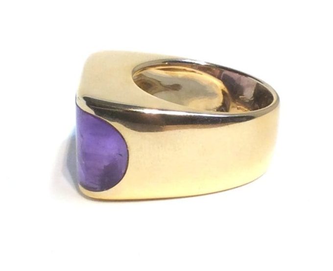 Gold and Amethyst Gucci Dress Ring - Image 2