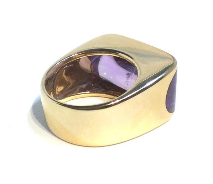 Gold and Amethyst Gucci Dress Ring - Image 5