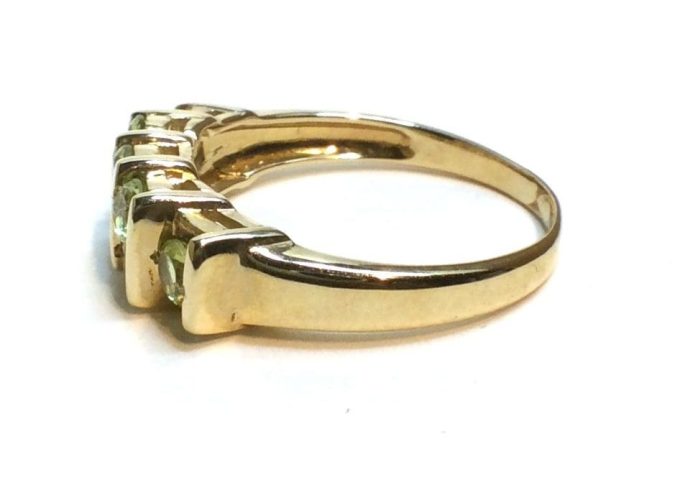 Yellow Gold Peridot Dress Ring - Image 3
