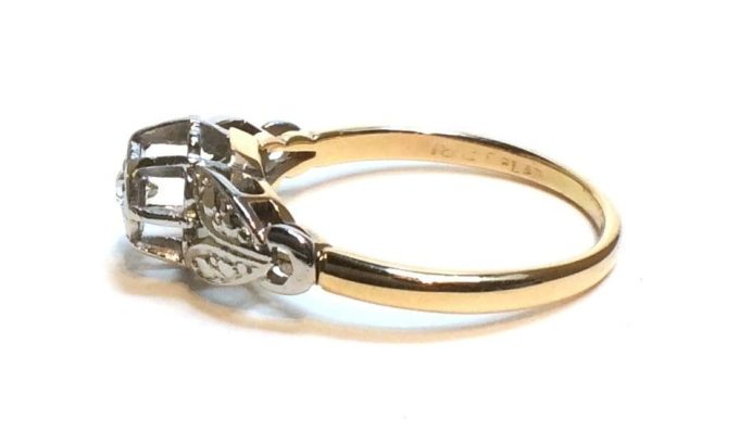 Vintage Platinum Top Solitaire Ring - Image 3