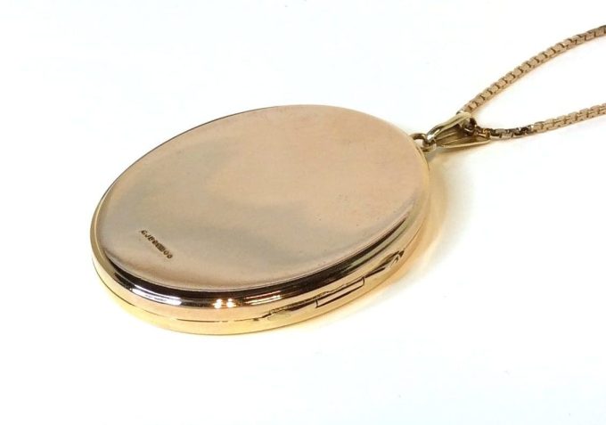 Patterned Gold Locket Necklace - Image 3