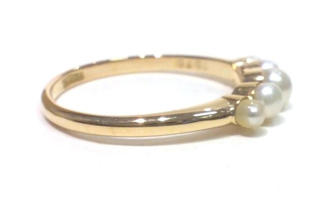 Vintage Five Pearl Ring - Image 3