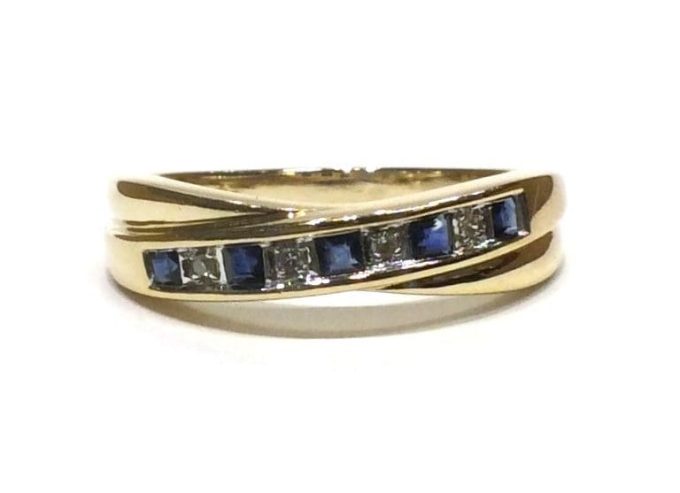 Gold Diamond and Sapphire Crossover Ring