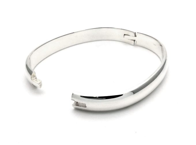Oval Silver Hinged 8mm Bangle - Image 2