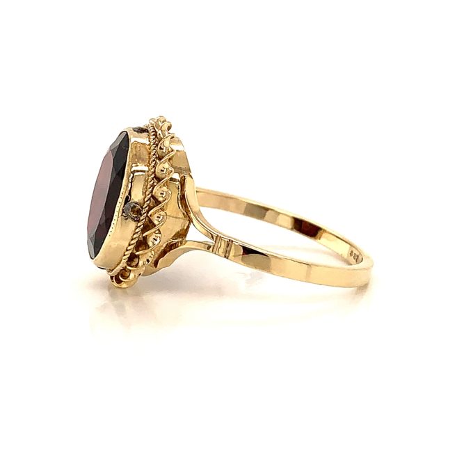 Garnet Dress Ring in 9 Carat Gold - Image 2