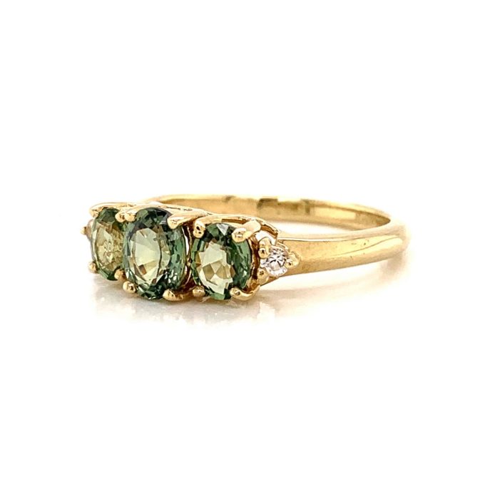 Green Sapphire Dress Ring - Image 2