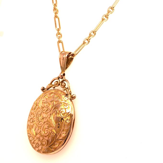 Antique Gold Locket and Chain - Image 5