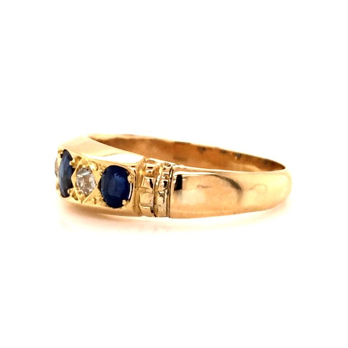 Antique Sapphire and Diamond Ring - Image 3