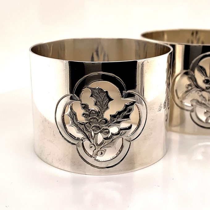Holly & Mistletoe Silver Napkin Rings - Image 2