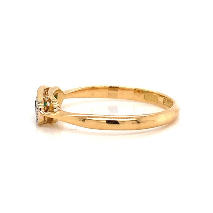 Vintage Emerald and Diamond Ring - Image 3