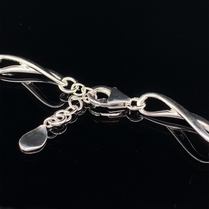 Silver Figure of Eight Link Bracelet - Image 2