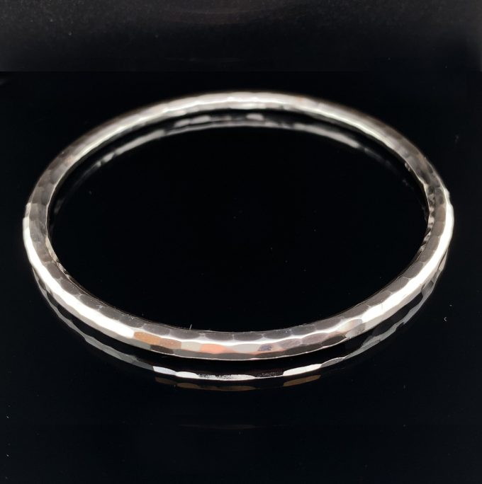 Solid Silver Hammered Round Bangle - Image 2