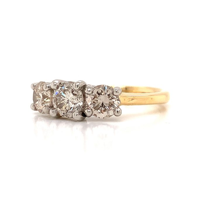 1.70ct Diamond Yellow Gold Trilogy Ring - Image 2
