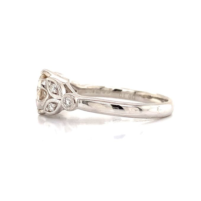 0.80ct Round Cut Diamond Solitaire Ring - Image 2