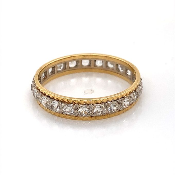 18ct Gold White Topaz Eternity Ring - Image 2