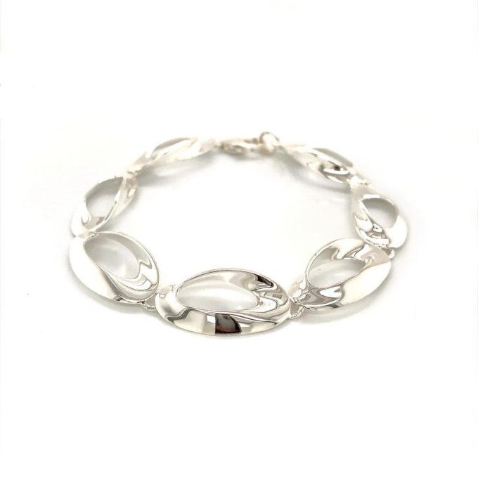 Silver Oval Link Bracelet