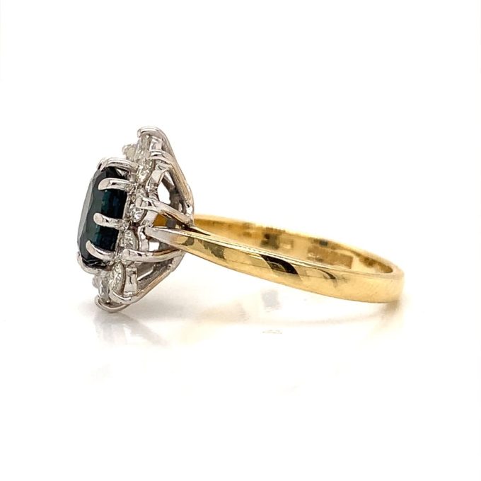 Sapphire and Diamond Cluster Ring - Image 3