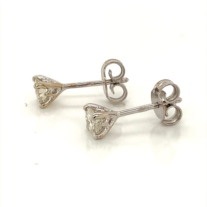 0.58ct Diamond White Gold Stud Earrings - Image 2