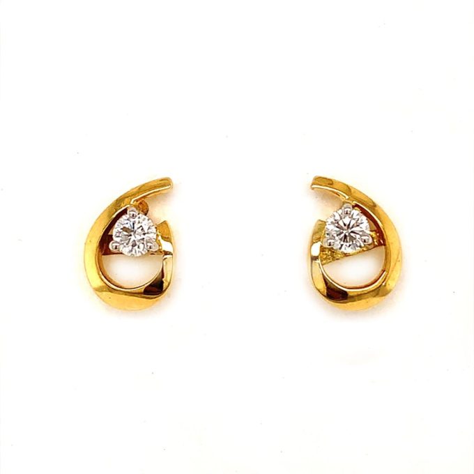 18ct Gold Diamond Set Stud Earrings