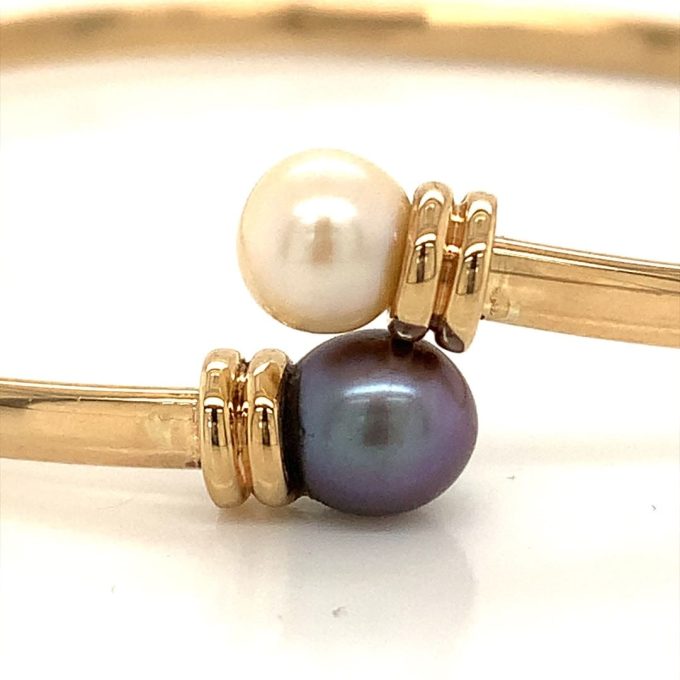 Gold and Pearl Twist Bangle - Image 3