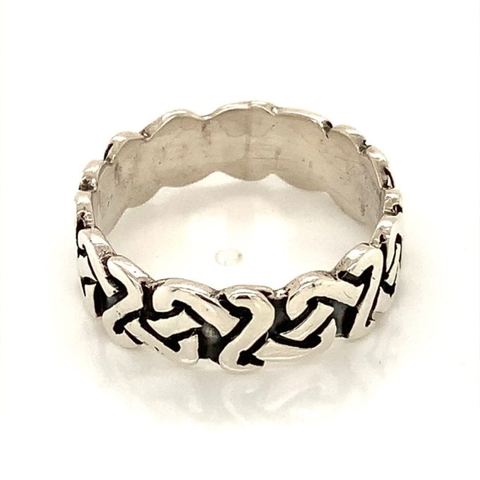 Gents Silver Celtic Knot Band - Image 2