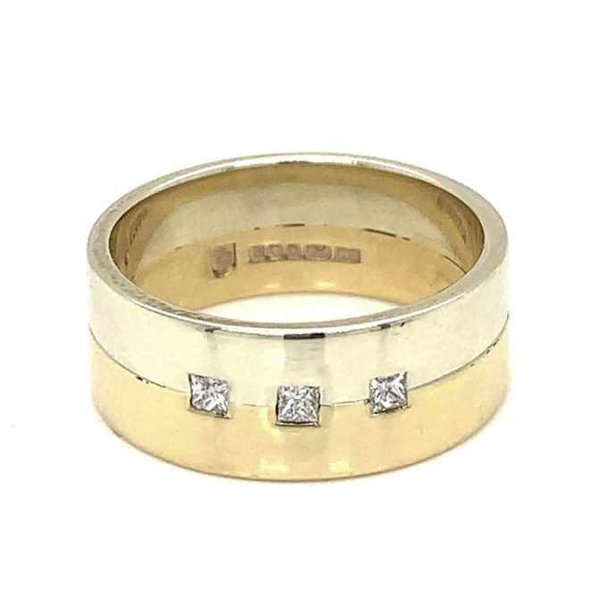 9ct Two Tone Gold Diamond Set Band - Image 3
