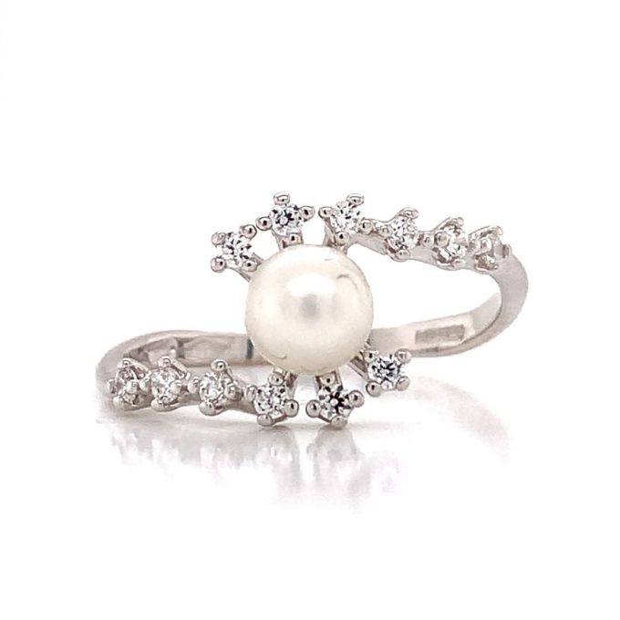 Pearl & Diamond Gold Dress Ring