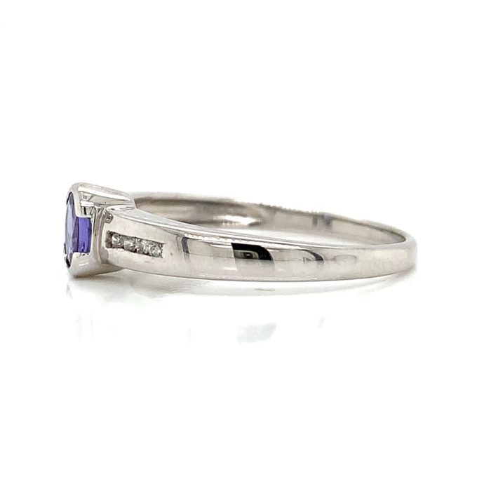 Tanzanite and Diamond Band Style Ring - Image 3