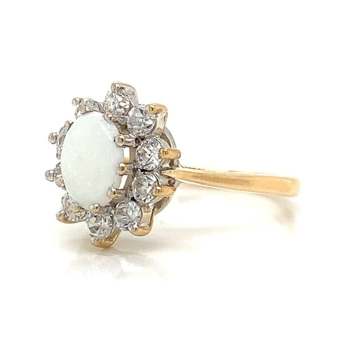9ct Gold Opal & CZ Dress Ring - Image 2