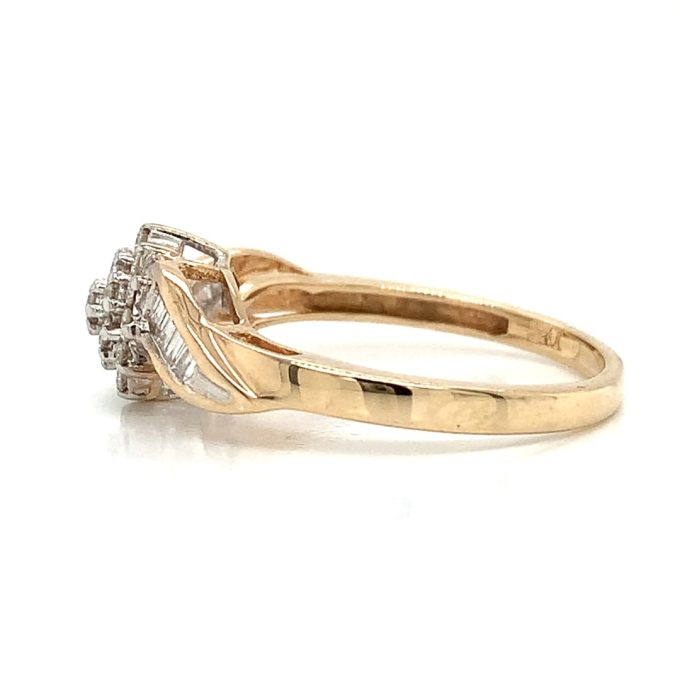 Diamond Cluster Twist Ring - Image 3