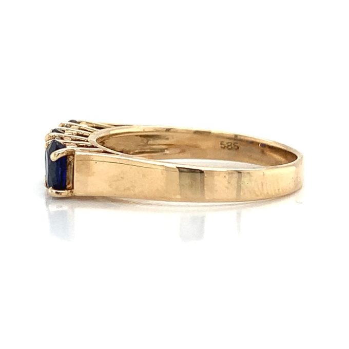 Sapphire and CZ 14ct Gold Ring - Image 4