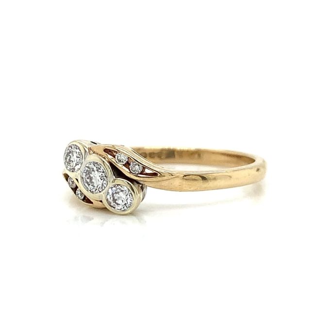 Diamond Trilogy Twist Ring - Image 2