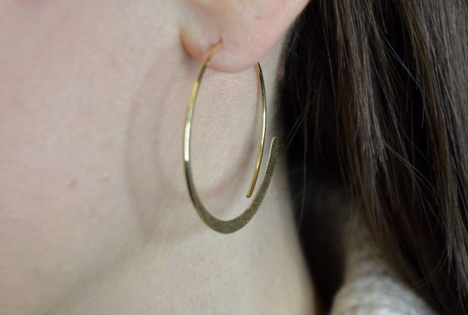 Bastian Matt Gold Open Hoop Earrings - Image 3