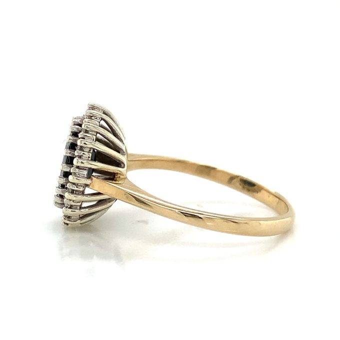 1980's Sapphire and Diamond Cluster Ring - Image 3