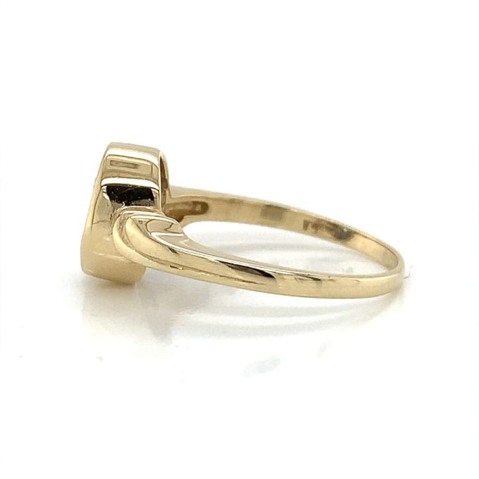 Blue Quartz Yellow Gold Ring - Image 3