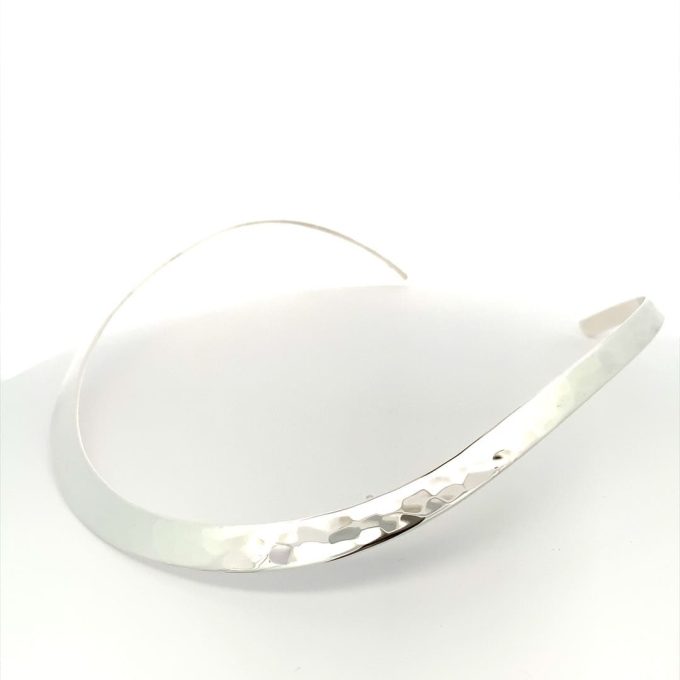 Silver Hammered Collar - Image 2