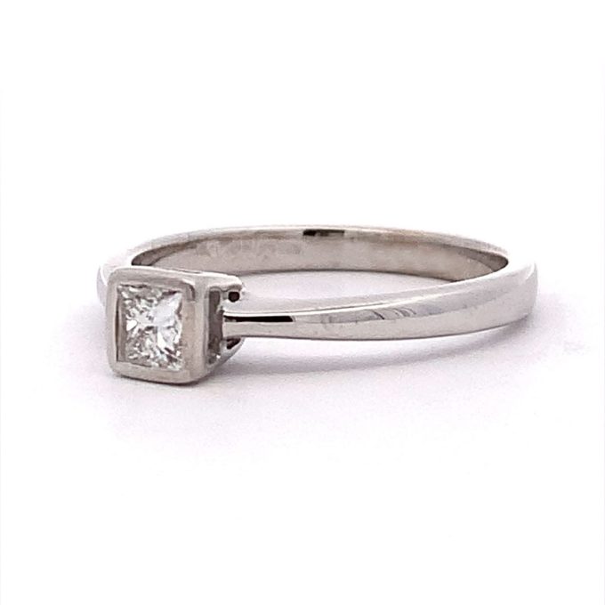 0.20ct Princess Diamond Rub-Over Solitaire Ring - Image 2