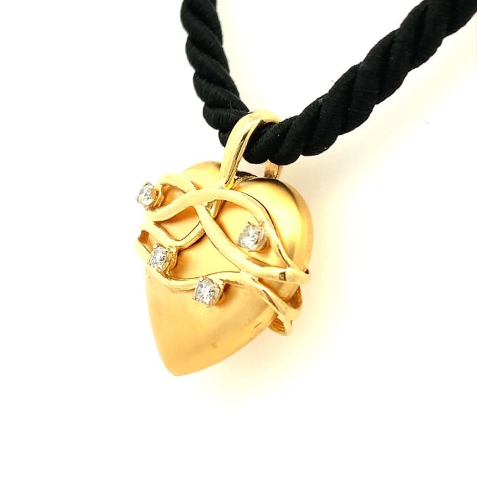 Charles Garnier 18ct Gold & Diamond Heart Necklace - Image 2