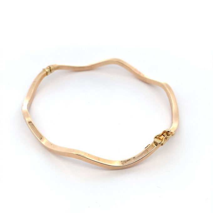 9 Carat Yellow Gold Wave Bangle - Image 2
