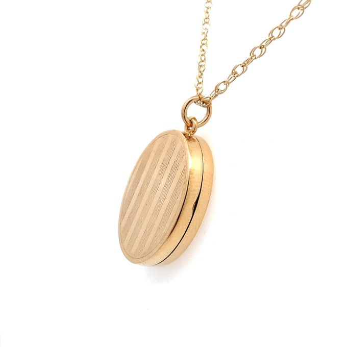 Gold Oval Engraved Locket Necklace - Image 5