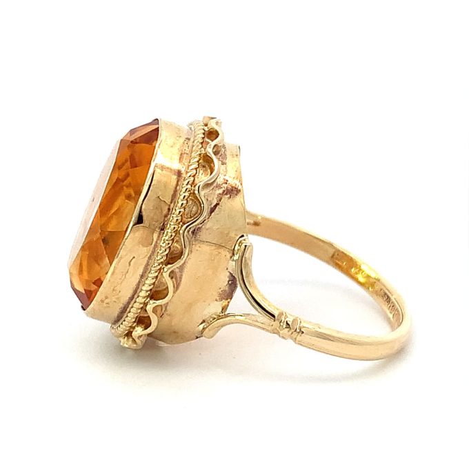 Yellow Gold Oval Citrine Dress Ring - Image 3