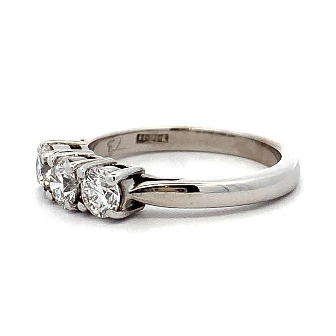 0.75ct Diamond White Gold Trilogy Ring - Image 2